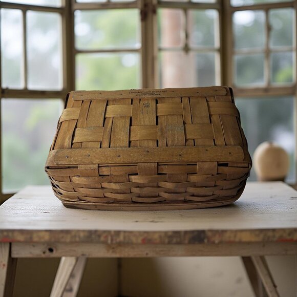 Longaberger Divided Organizer Basket w/ WoodCrafts 6-Section Insert, Leather Han - Picture 4 of 10